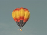 Hot air ballon desending